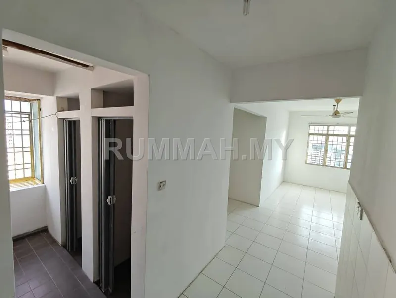 condo in Jelutong, Penang — photo 2