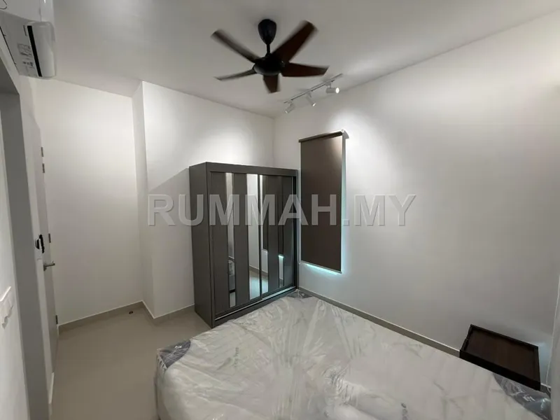 condo in Gelugor, Penang — photo 3