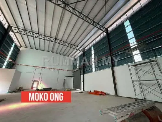 3-Storey Office With Single Storey Warehouse for RENT @ Simpang Ampat