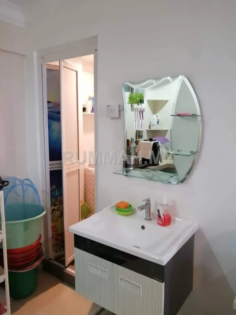 condo in Jelutong, Penang — photo 3