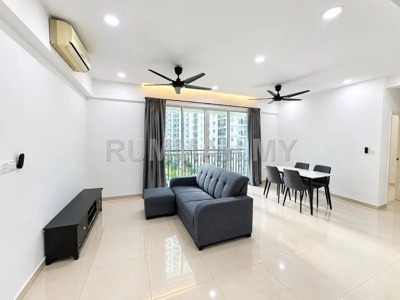 3-bedroom condo in Gelugor, Penang for rent — Ideal Residency @ Gelugor Fully Furnished For Rent Available Viewing
