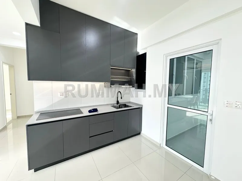 condo in Gelugor, Penang — photo 3