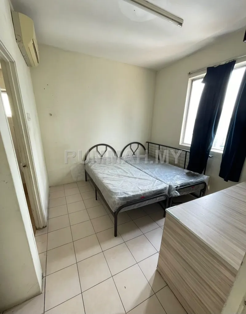 condo in Pekan Subang Jaya, Selangor — photo 3