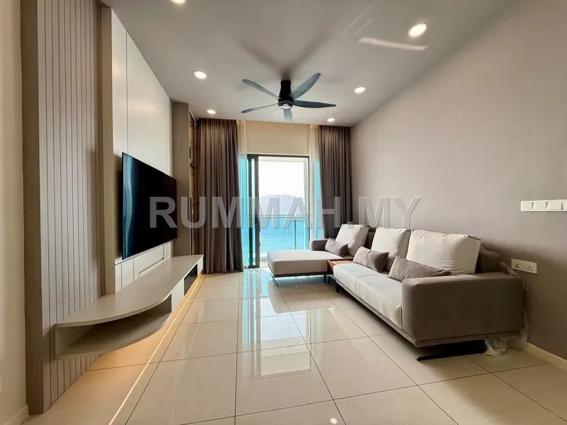 Queens Waterfront Q2 Seaview Fully Renovated Unit Queensbay Mall