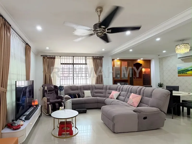 4-bedroom house for sale in Gelugor, Penang