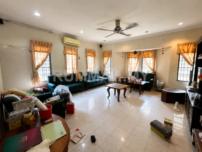 5-bedroom house in Bandar Tun Hussein Onn, Selangor for sale — 2 Storey Bungalow for Sale @ Bandar Tun Hussein Onn