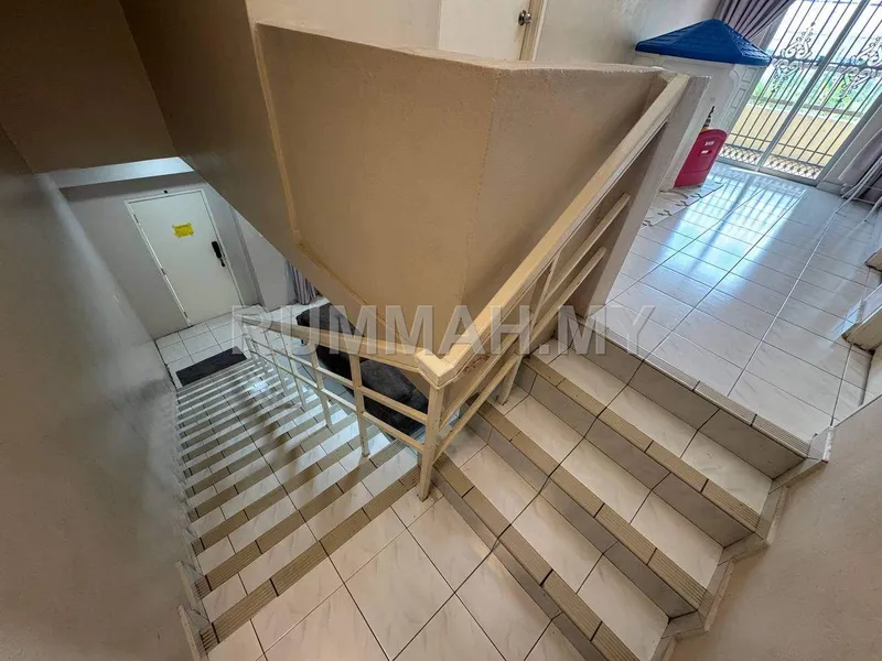 house in Rawang, Selangor — photo 2