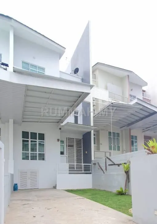 3 Storey Terrace House for Rent @ Shamrocks Beach, Tanjung Bungah | Fully Furnished