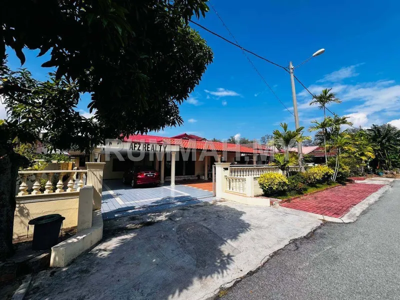 house in Teluk Air Tawar, Penang — photo 2