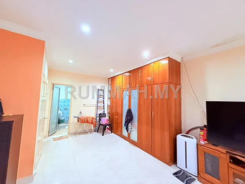 house in Bandar Tun Hussein Onn, Selangor — photo 3