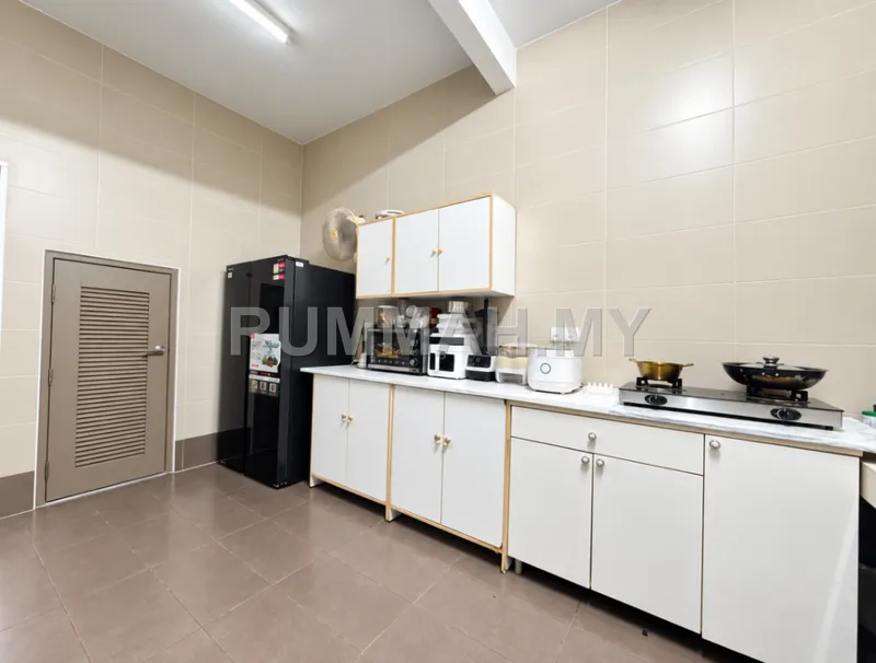 house in Bandar Tun Hussein Onn, Selangor — photo 2