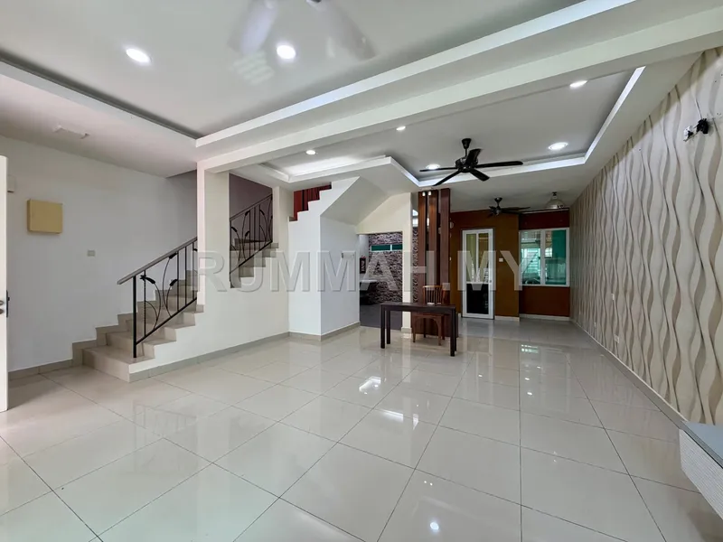2 Storey Terraced House for Sale @ Bandar Tun Hussein Onn