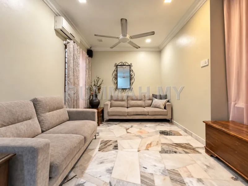 1.5 Storey Terraced House for Sale @ Bandar Tun Hussein Onn