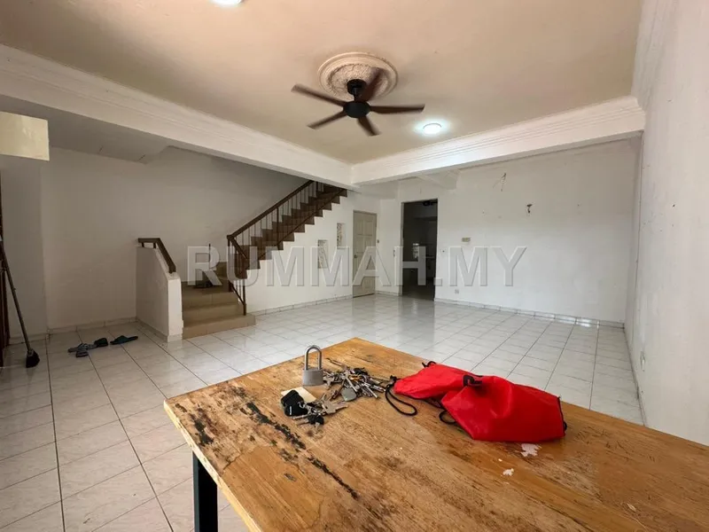 2 Storey Terrace House for Sale @ Bandar Mahkota Cheras | Freehold
