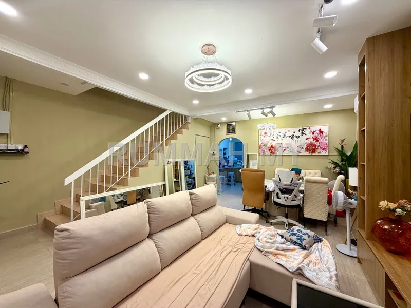 4-bedroom house in Cheras Batu 9, Selangor for sale — SUPER DEAL! 2 Storey Terrace for Sale @ Taman Sri Aman, Cheras Batu 9 | Fully Renovated