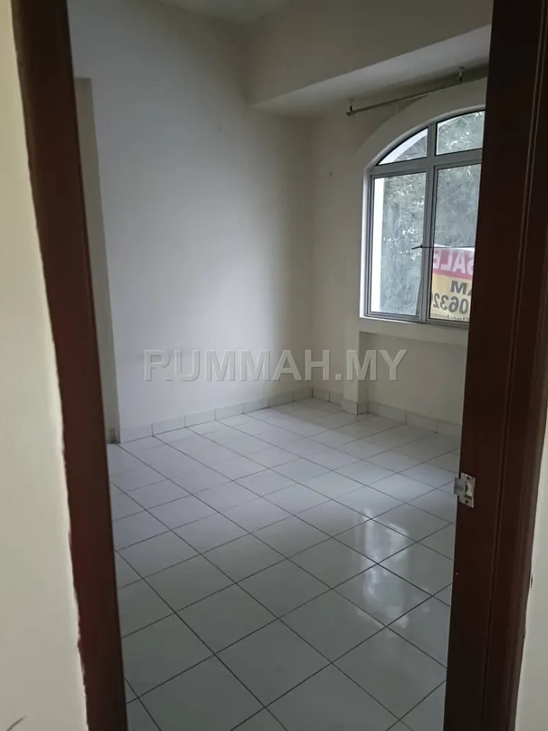 condo in Selayang, Selangor — photo 3