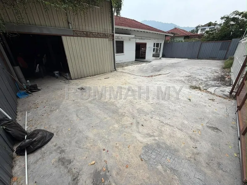 house in Batu Lanchang, Penang — photo 2