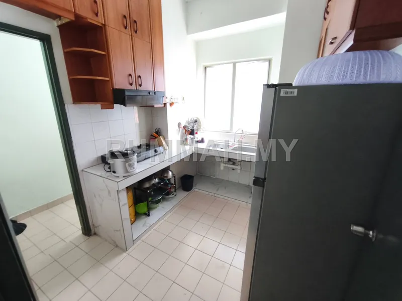 condo in Bandar Sunway, Selangor — photo 2