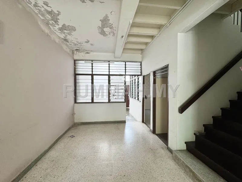 house in Jelutong, Penang — photo 2