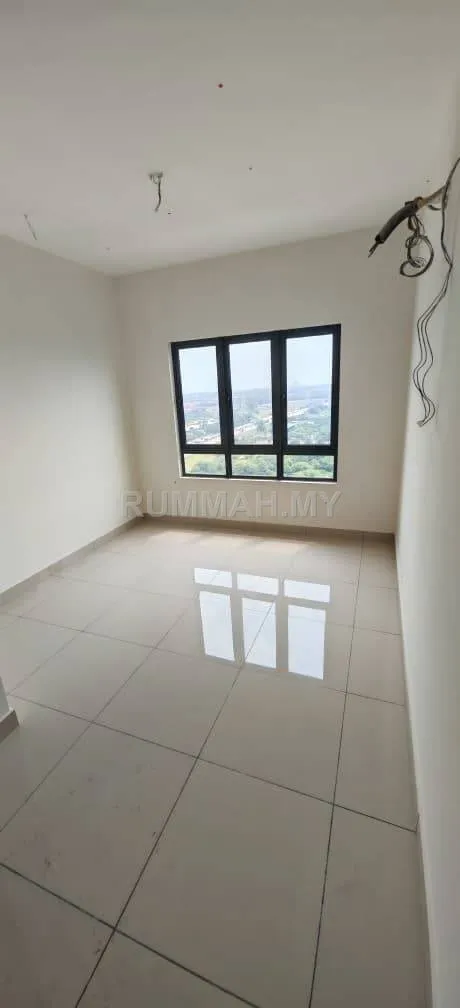 condo in Puchong, Selangor — photo 3