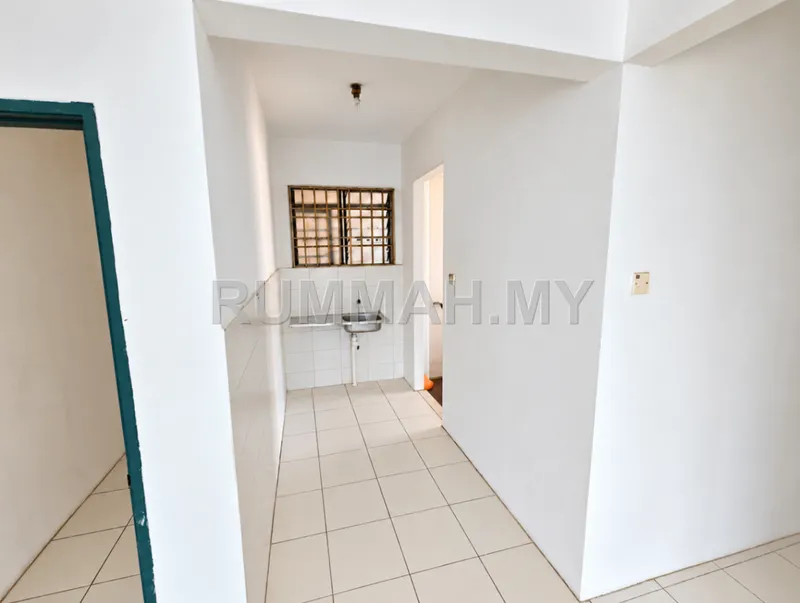 condo in Jelutong, Penang — photo 3