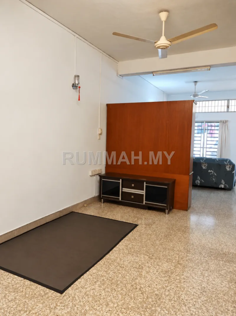 house in Jelutong, Penang — photo 3