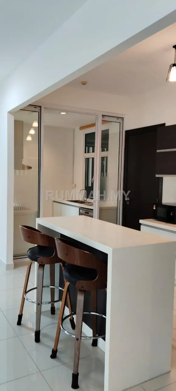 condo in Pulau Tikus, Penang — photo 3