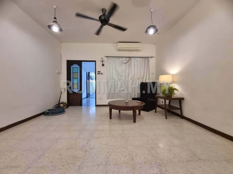 house in Tanjung Bungah, Penang — photo 2