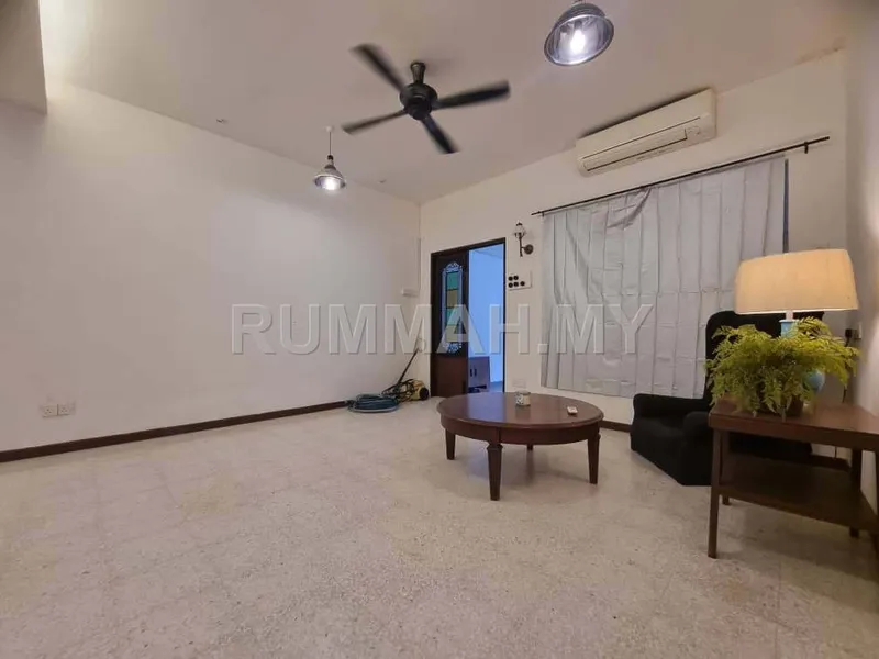house in Tanjung Bungah, Penang — photo 3