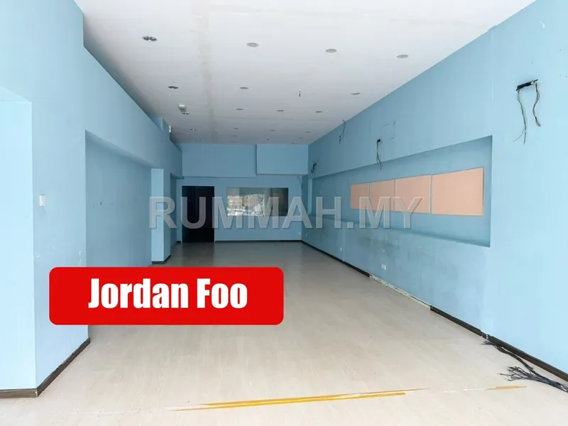 New Bob Centre GROUND floor 1588sf Face Main Road Pulau Tikus