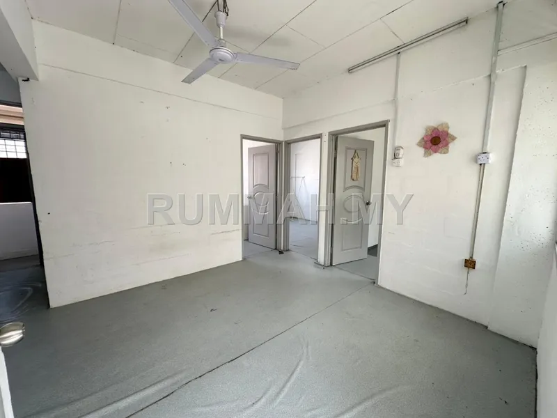 condo in Machang Bubok, Penang — photo 3