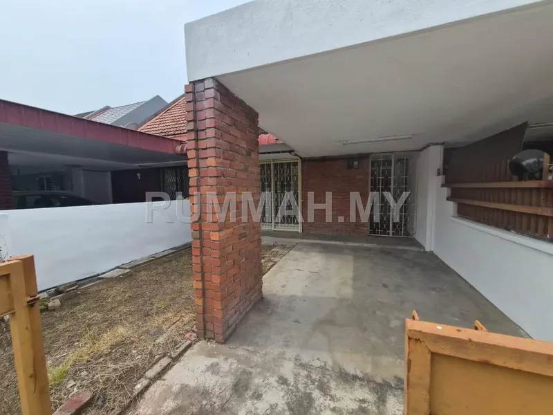Single storey terrace at Tingkak Kikik 1 (Taman Inderawasih)  For Sale