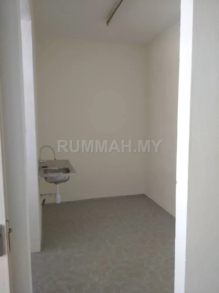 condo in Jelutong, Penang — photo 2