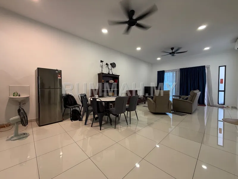 house in Kajang, Selangor — photo 2