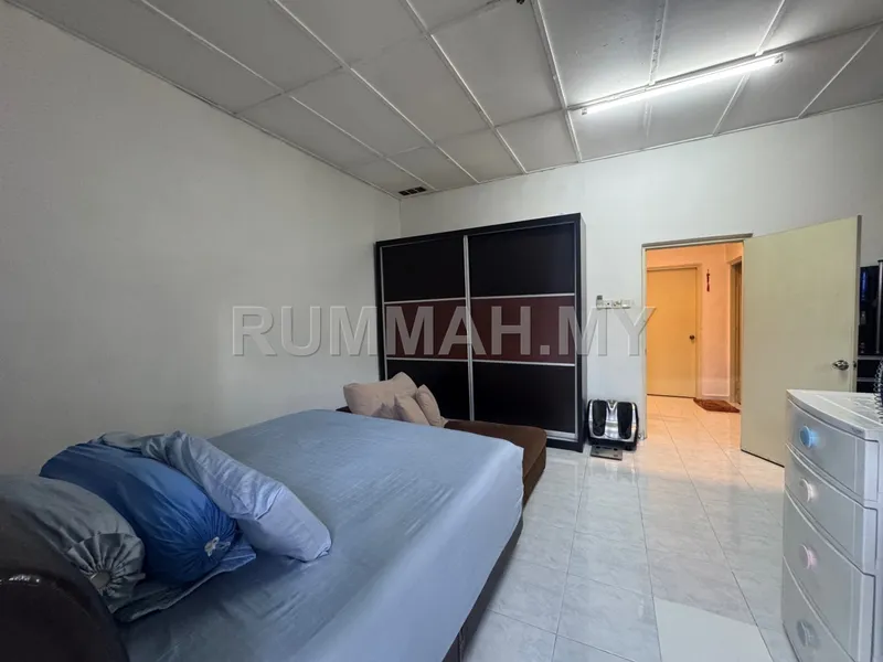 house in Taman Putra Indah, Selangor — photo 3