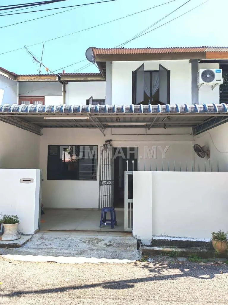 Terrace House for Rent @ Bayan Lepas, Penang | Spacious