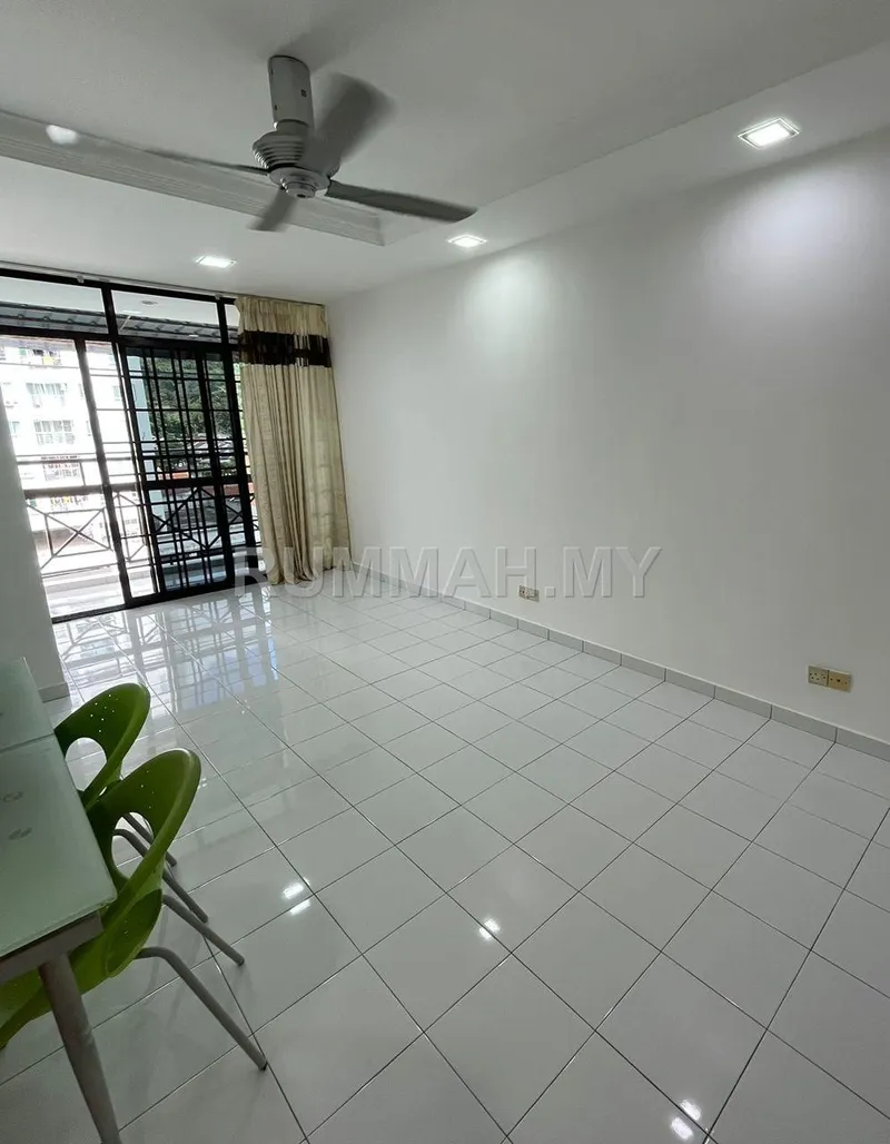 condo in Sungai Ara, Penang — photo 2
