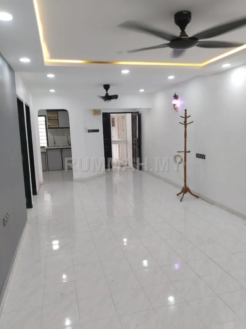 condo in Taman Kampar, Perak — photo 3