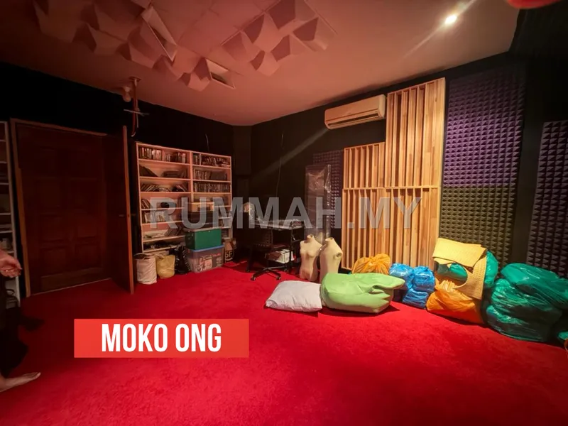 2.5 Storey Heritage Property @ Muntri Street, Georgetown