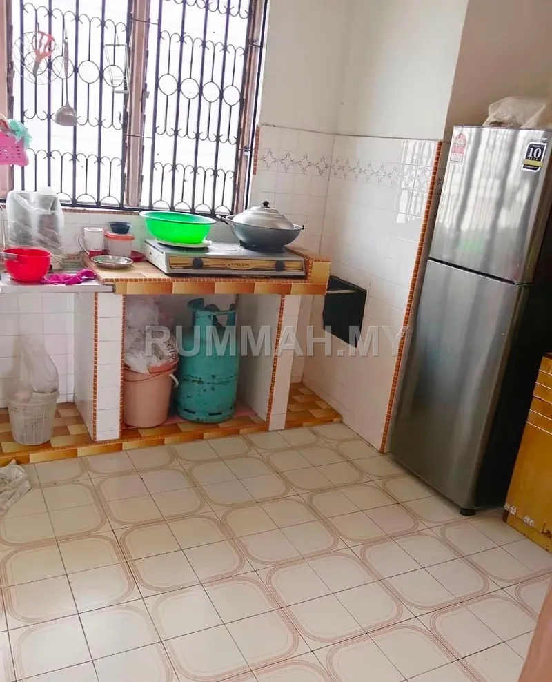condo in Taman Ungku Tun Aminah (Skudai), Johor — photo 2