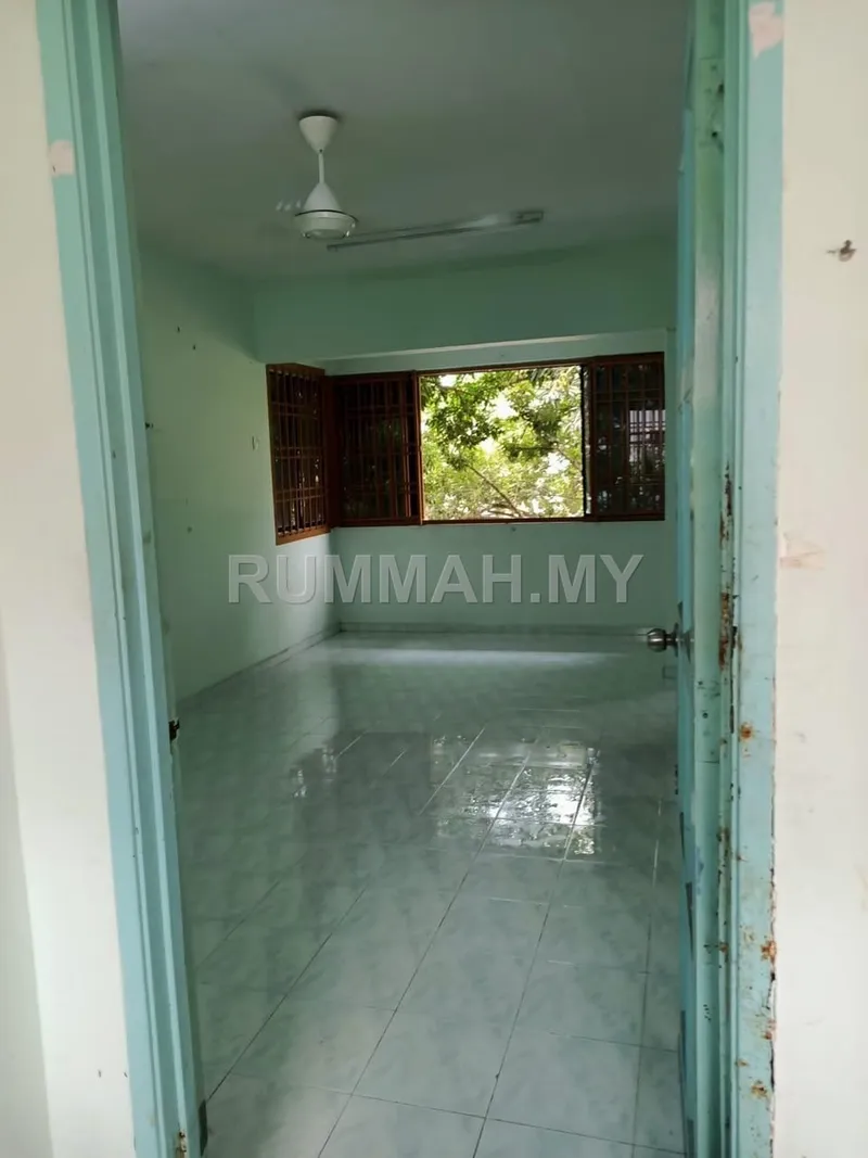 condo in Taman Rinting (Masai), Johor — photo 3