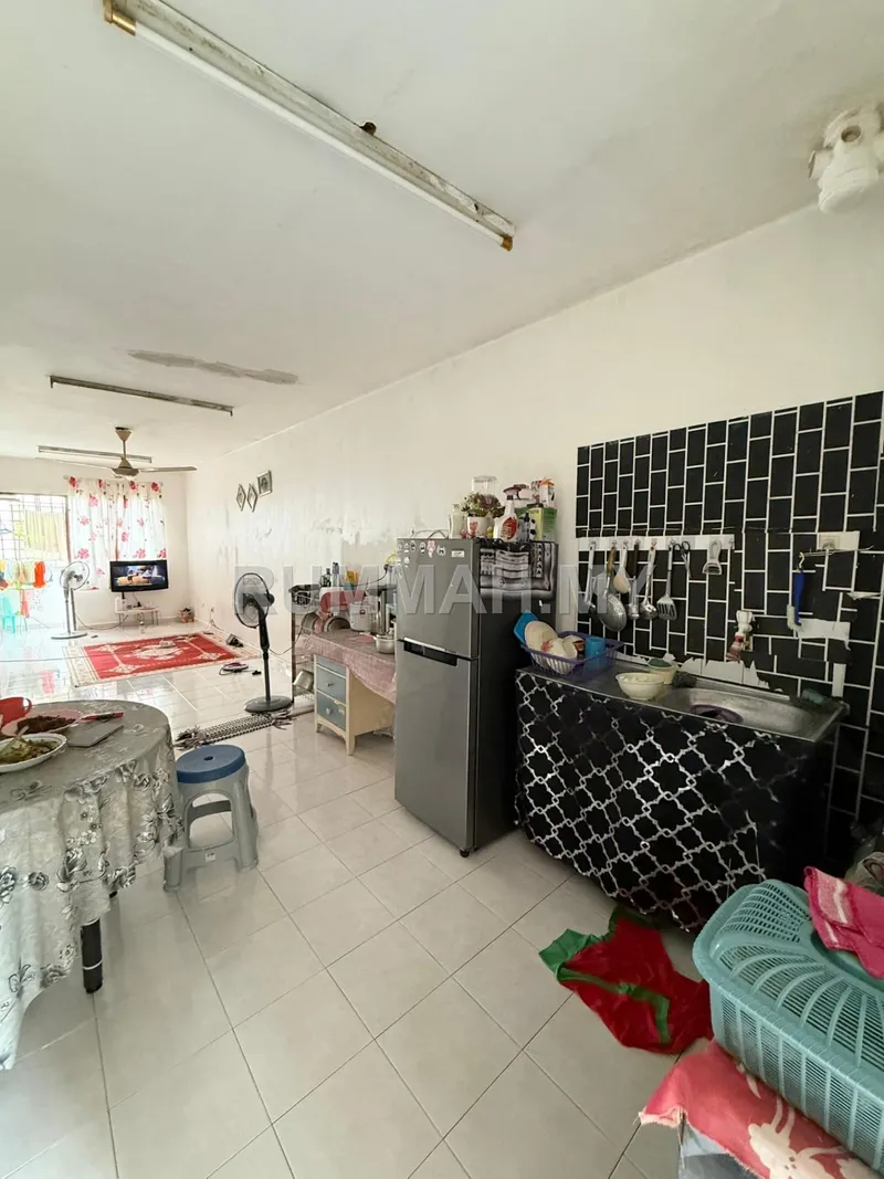 condo in Bandar Seri Alam (Masai), Johor — photo 2