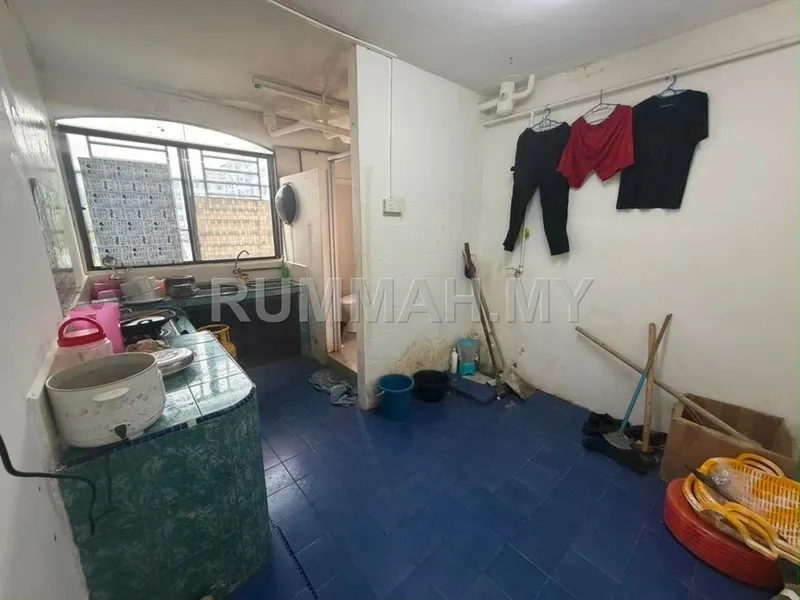 condo in Taman Cempaka, Johor — photo 3