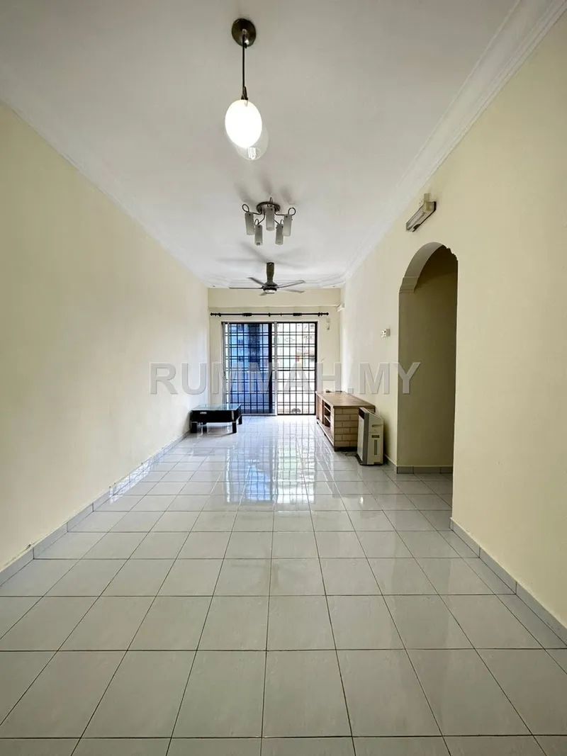 3-bedroom condo in Taman Tampoi Indah, Johor for sale — 3 Bedroom Apartment 904 sqft with Lift, Sri Kenari Tampoi Indah