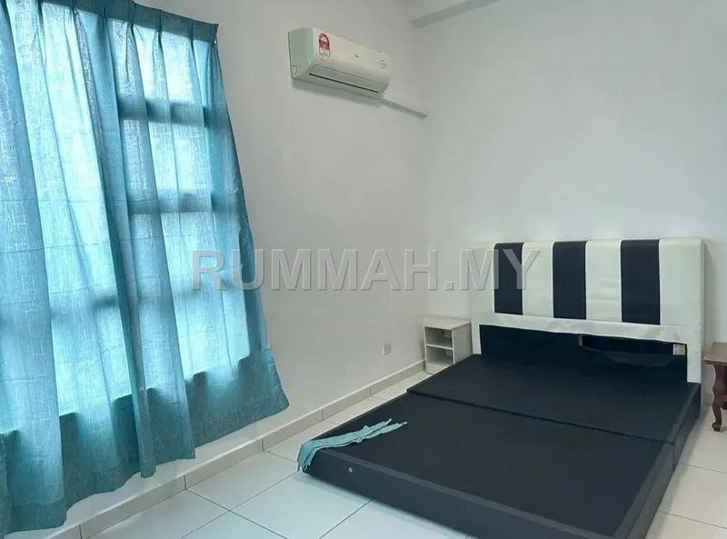 condo in Bukit Indah, Johor — photo 2