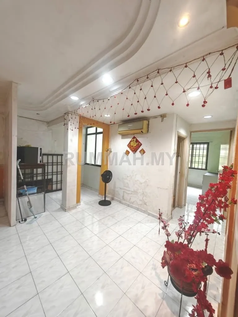 condo in Bandar Seri Alam, Masai, Johor — photo 2