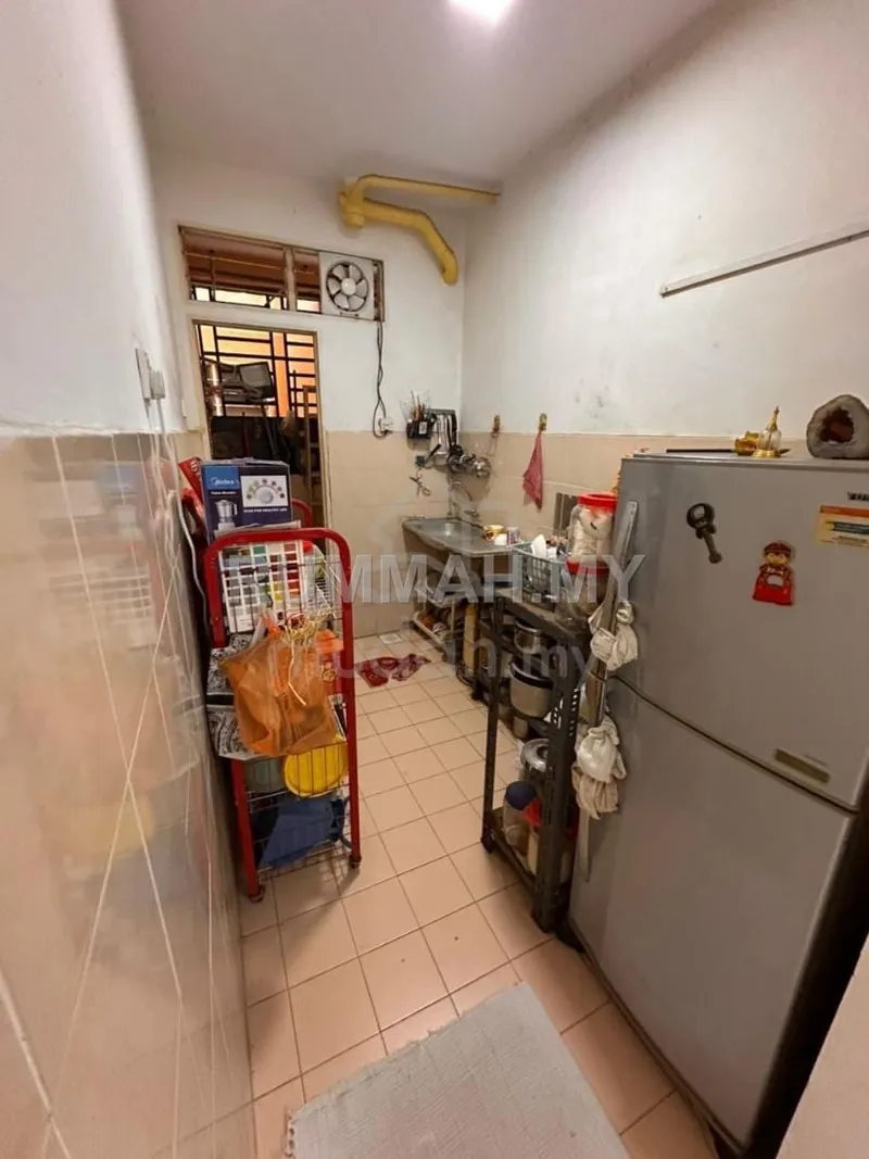 condo in Taman Seri Setanggi, Johor Bahru, Johor — photo 2