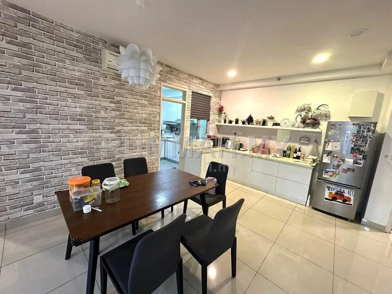 condo in Taman Mount Austin, Johor Bahru, Johor — photo 3