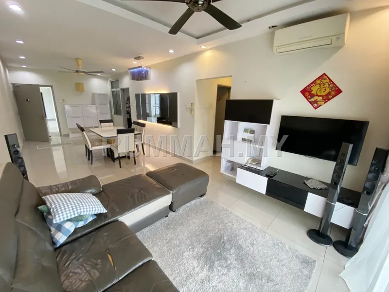 Renovated 3 Bedroom Apartment 1,048 sqft, East Bay Seri Bayan Masai