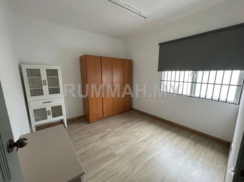 condo in Bandar Selesa Jaya, Johor — photo 3